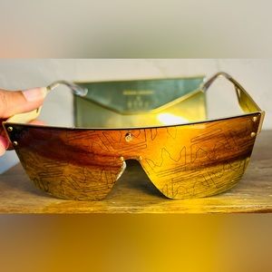 Diff X Robin Arzón | La Reina Sunglasses